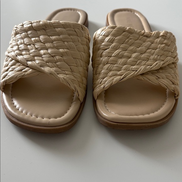 Nine West Tan Woven Raffia Slide Sandals Flip Flops - Picture 4 of 5